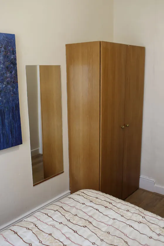 Barry House bedroom - photo 19