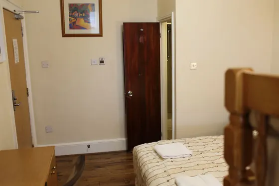 Barry House bedroom - photo 64