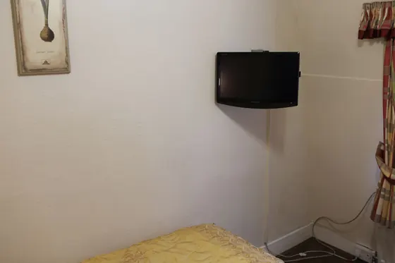 Barry House bedroom - photo 65