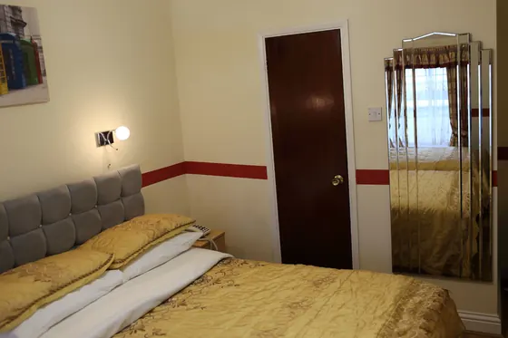 Barry House bedroom - photo 69